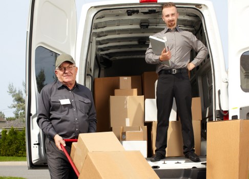 Local removals support for homes and small businesses in New Cross