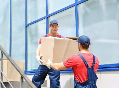 Local moving truck support for nearby New Cross areas