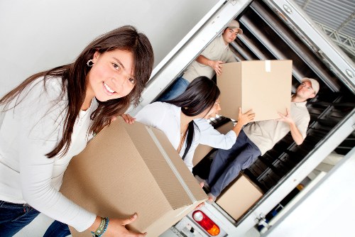 Careful box labelling and room organisation during unpacking